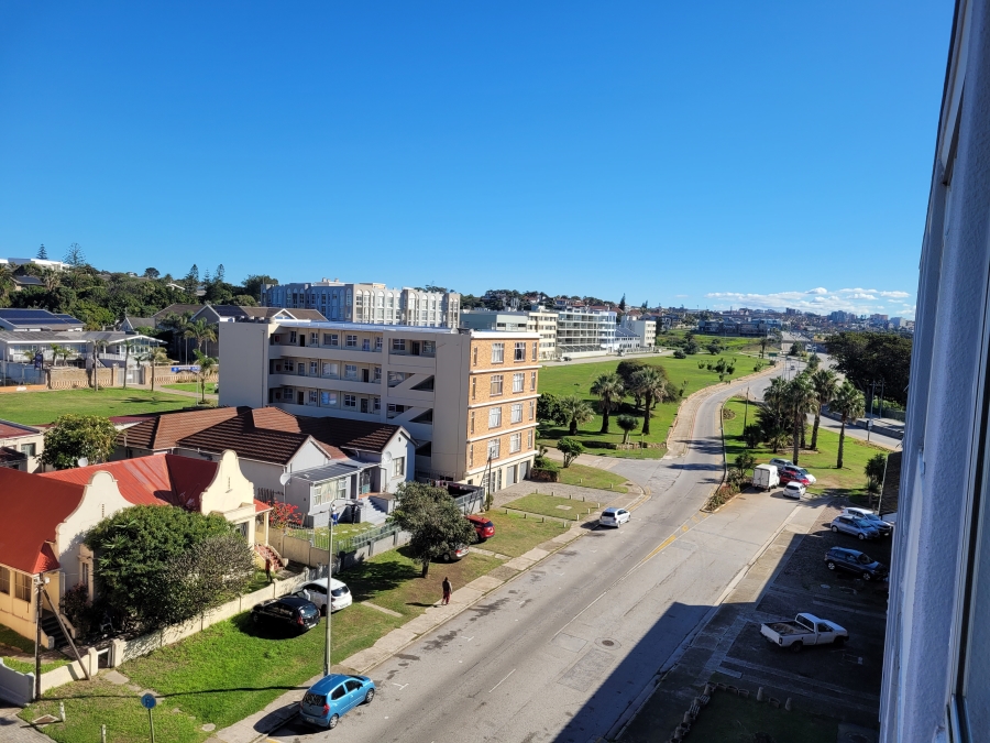 1 Bedroom Property for Sale in Humewood Eastern Cape